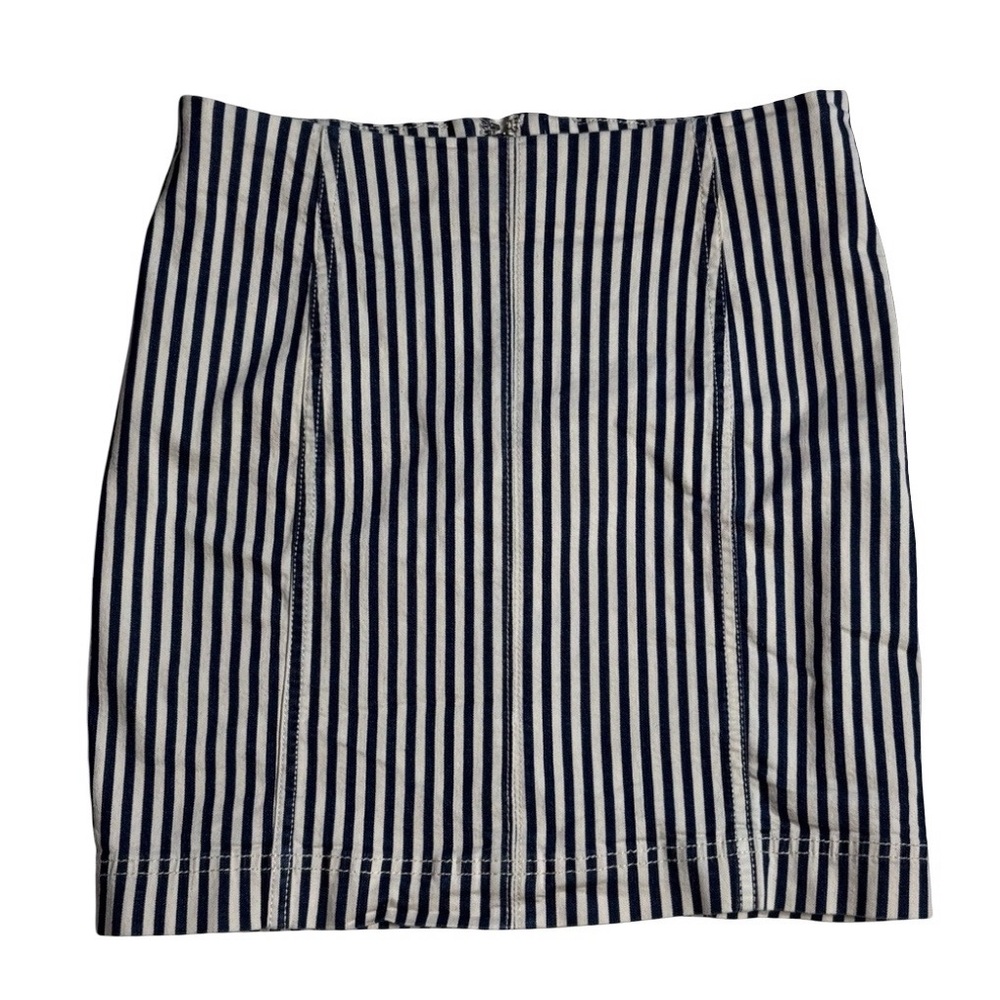Jolt Women's Navy Blue And White Striped Back Zipper Mini Skirt Size 7/28